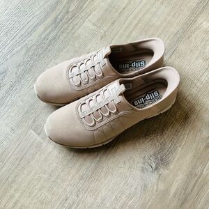 Skechers Slip-Ins Casual Sneakers w/ Glitter Size: 9